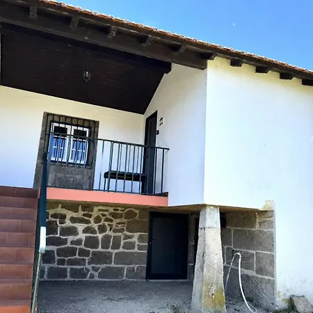 Casas Da Loureira *