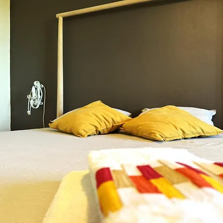 Casas Da Loureira Semesterpark Gondarém