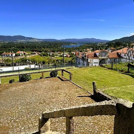 Casas Da Loureira Gondarém